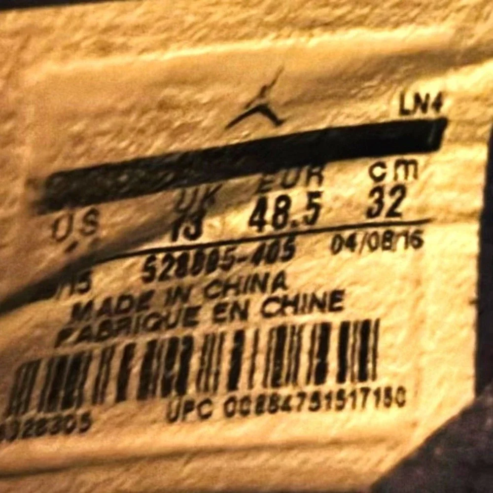 Jordan 11 Retro Low Midnight Navy Gum Bottom Mens 14 528895-405 2016 No laces - Picture 8 of 9